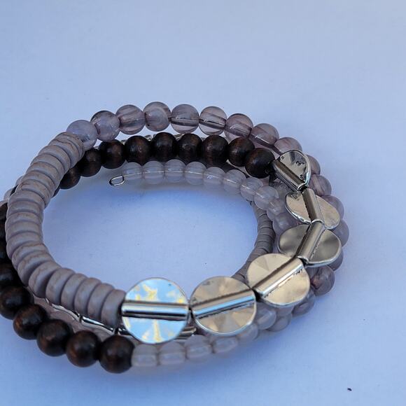 Vintage boho wrap bracelet 90s mauve wood bead memory wire coil jewelry - Picture 1 of 10